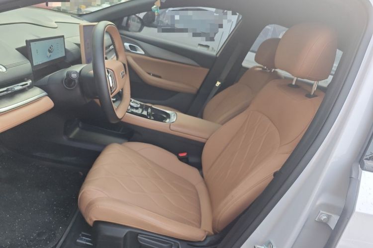 Used Geely Galaxy A7 2025 Model EM-i 70km Luxury Edition Left Front Seat