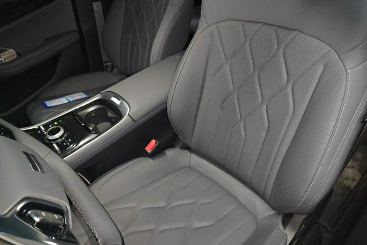 Used Geely Galaxy A7 2025 Model EM-i 150km Exploration+ Edition Left Front Seat