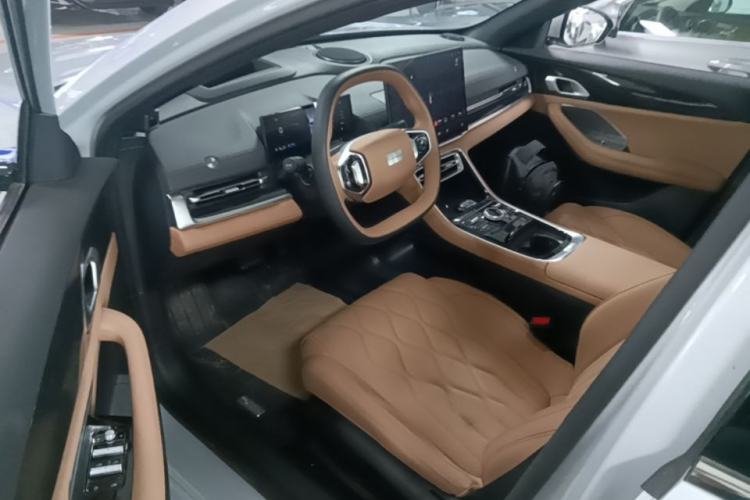 Used Geely Galaxy A7 2025 Model EM-i 150km Exploration+ Edition Left Front Seat