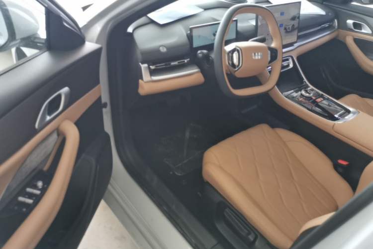 Used Geely Galaxy A7 2025 Model EM-i 150km Prestige Edition Left Front Seat
