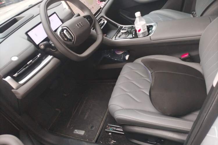Used Geely Galaxy A7 2025 Model EM-i 150km Exploration+ Edition Left Front Seat
