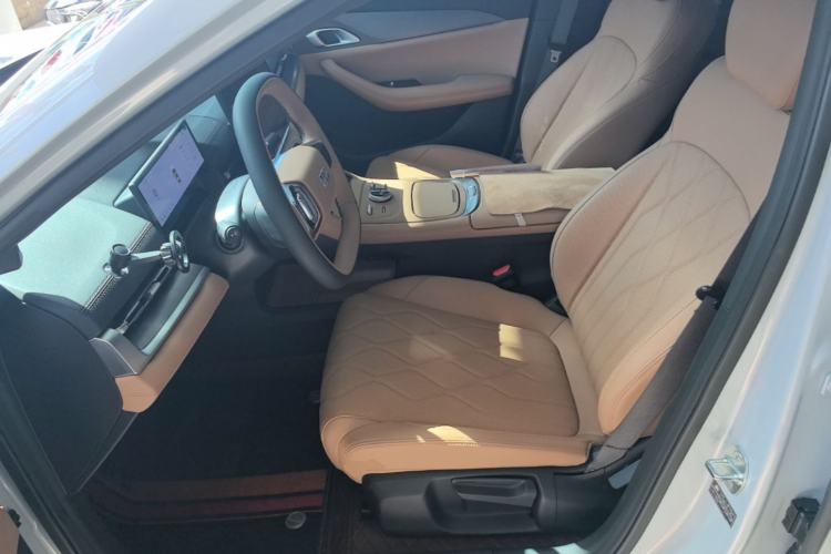 Used Geely Galaxy A7 2025 Model EM-i 70km Exploration Edition Left Front Seat