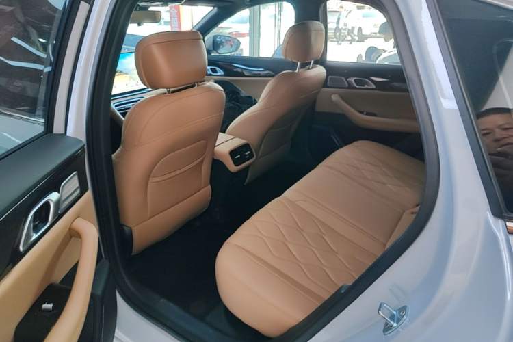 Used Geely Galaxy A7 2025 Model EM-i 150km Exploration+ Edition Left Rear Seat
