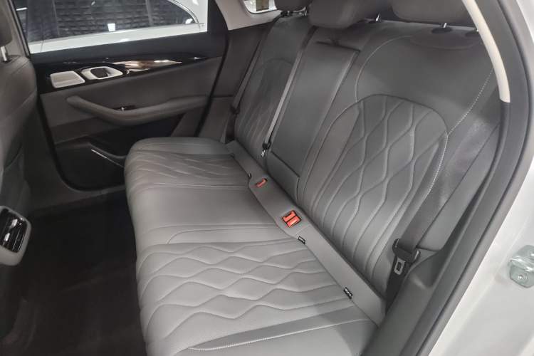Used Geely Galaxy A7 2025 Model EM-i 150km Exploration+ Edition Left Rear Seat