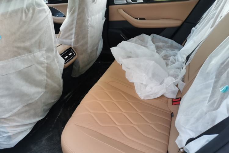 Used Geely Galaxy A7 2025 Model EM-i 150km Starship Edition Left Rear Seat