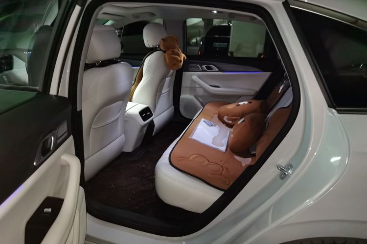 Used Geely Galaxy A7 2025 Model EM-i 150km Starship Edition Left Rear Seat