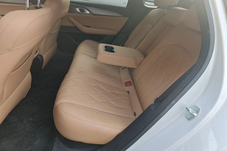 Used Geely Galaxy A7 2025 Model EM-i 70km Luxury Edition Left Rear Seat
