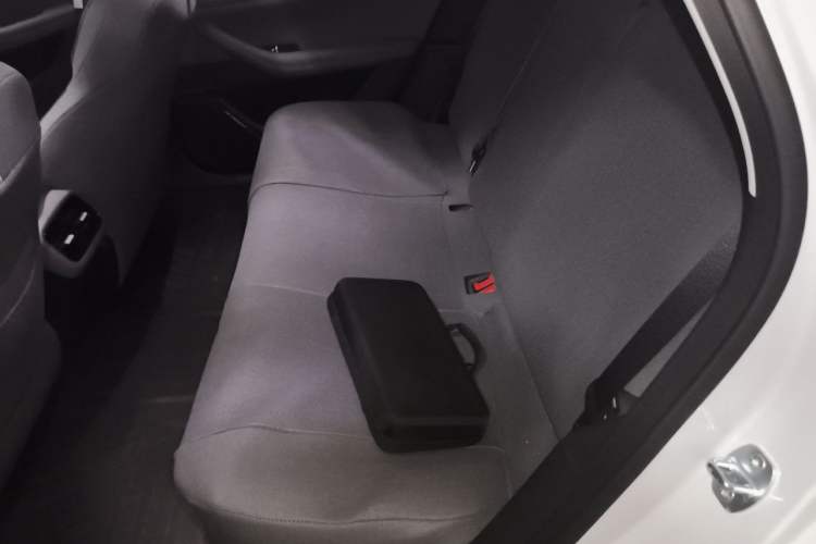 Used Geely Galaxy A7 2025 Model EM-i 150km Prestige Edition Left Rear Seat