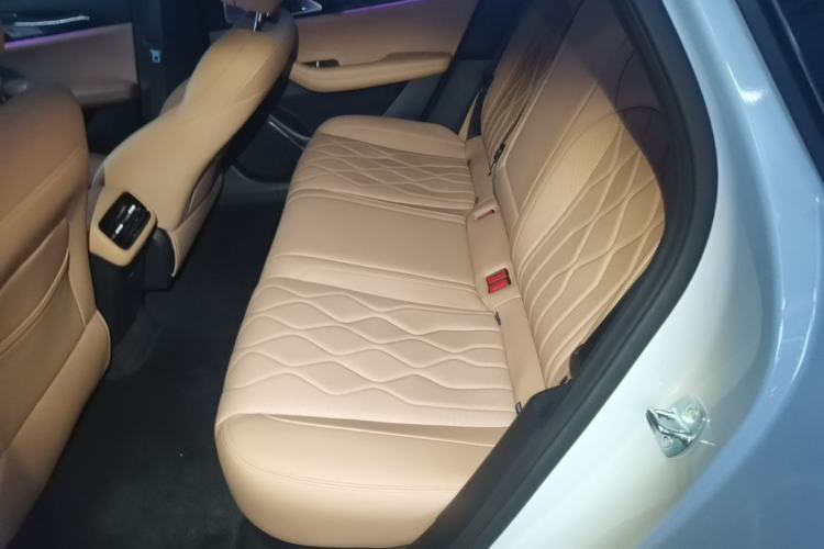 Used Geely Galaxy A7 2025 Model EM-i 150km Starship Edition Left Rear Seat