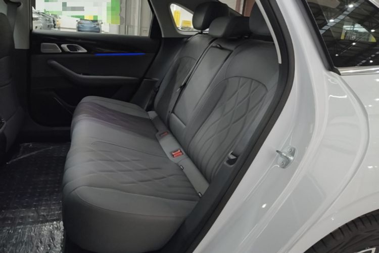 Used Geely Galaxy A7 2025 Model EM-i 150km Starship Edition Left Rear Seat