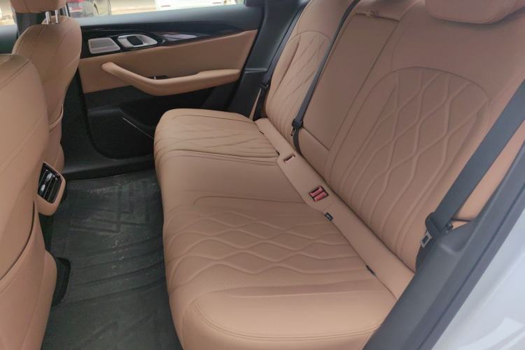 Used Geely Galaxy A7 2025 Model EM-i 150km Starship Edition Left Rear Seat