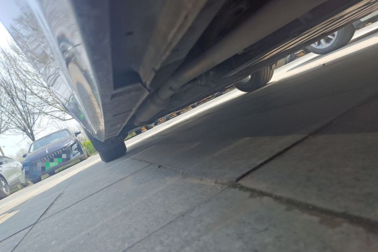 Used Geely Galaxy A7 2025 Model EM-i 70km Luxury Edition Left Side Sill