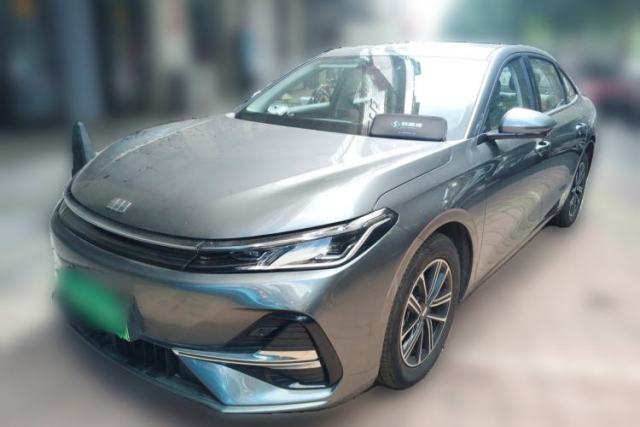 Ojetý Geely Galaxy A7 2025 Model EM-i 70km Luxury Edition