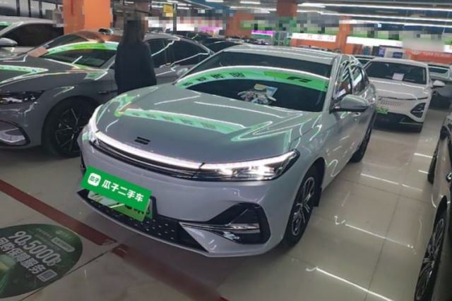 Used Geely Galaxy A7 2025 Model EM-i 70km Luxury Edition