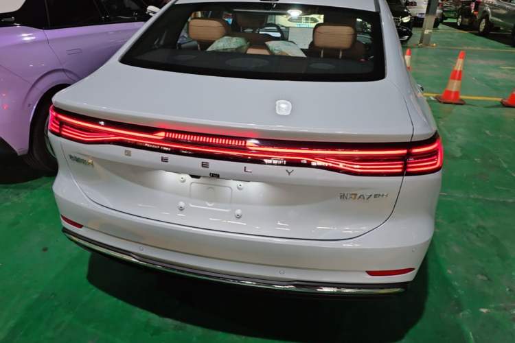 Used Geely Galaxy A7 2025 Model EM-i 150km Prestige Edition Rear