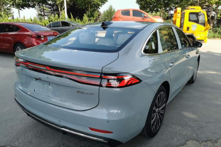 Used Geely Galaxy A7 2025 Model EM-i 150km Starship Edition Rear Right 45 Deg