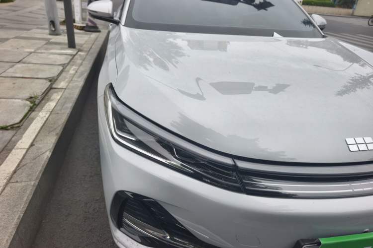Used Geely Galaxy A7 2025 Model EM-i 150km Prestige Edition Right Front Headlight