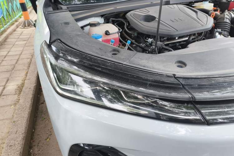 Used Geely Galaxy A7 2025 Model EM-i 150km Exploration+ Edition Right Front Headlight