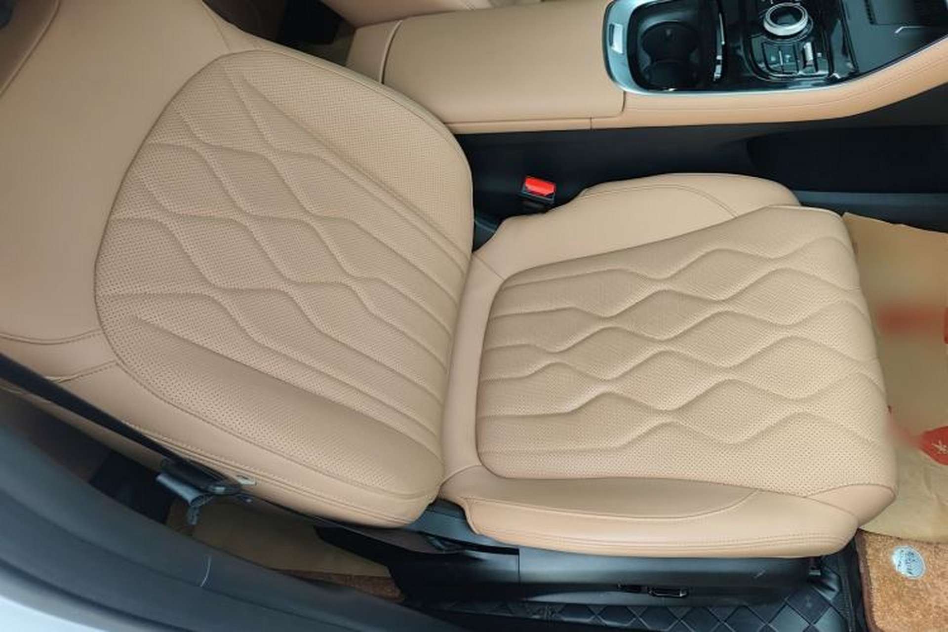 Used Geely Galaxy A7 2025 Model EM-i 150km Exploration+ Edition Right Front Seat