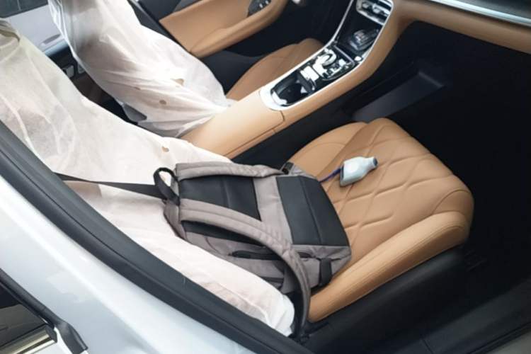 Used Geely Galaxy A7 2025 Model EM-i 150km Long-Distance Edition Right Front Seat
