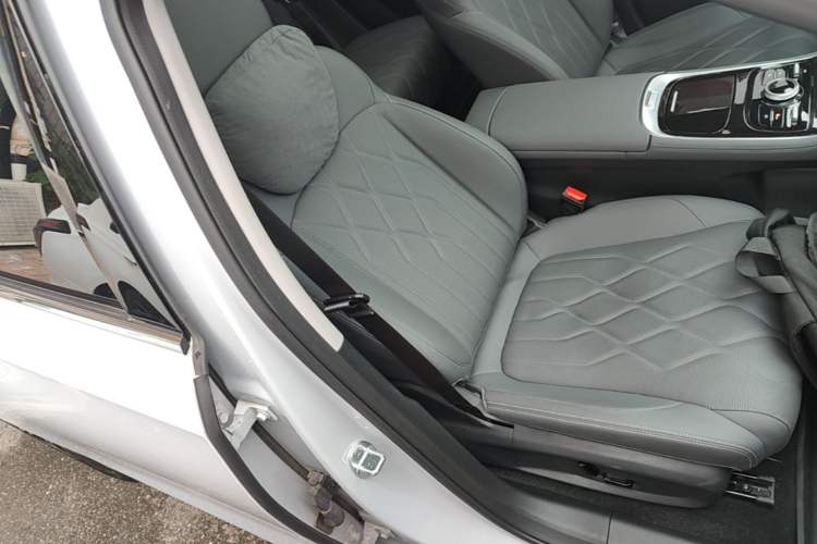 Used Geely Galaxy A7 2025 Model EM-i 150km Starship Edition Right Front Seat