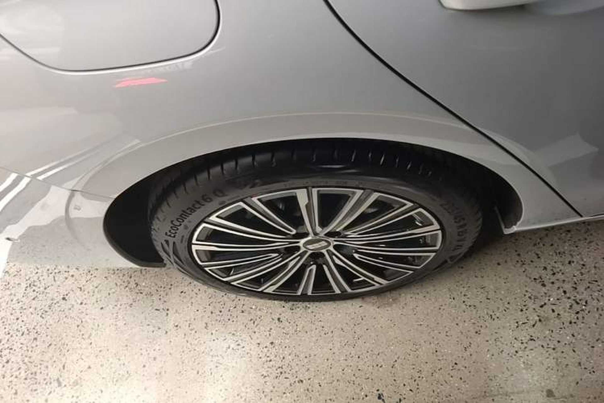 Used Geely Galaxy A7 2025 Model EM-i 150km Starship Edition Right Rear Wheel Hub
