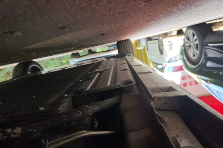 Used Geely Galaxy A7 2025 Model EM-i 150km Starship Edition Right Side Sill