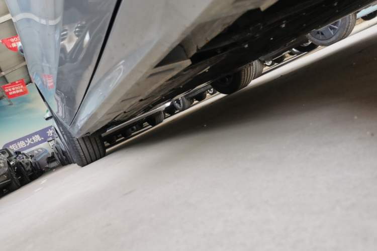 Used Geely Galaxy A7 2025 Model EM-i 150km Exploration+ Edition Right Side Sill