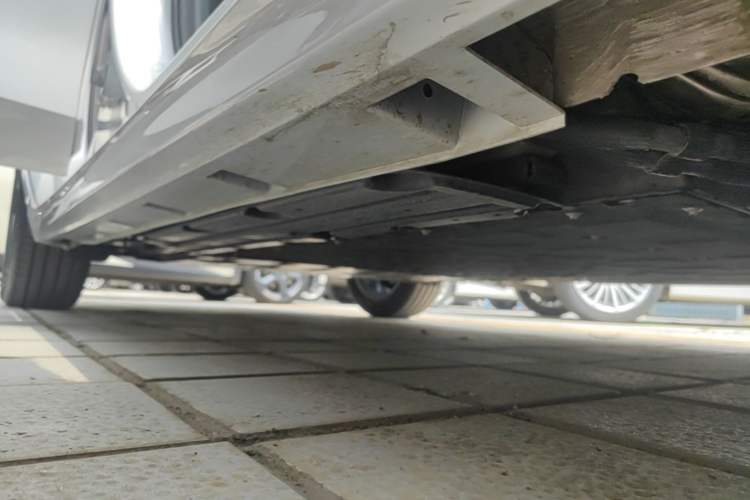 Used Geely Galaxy A7 2025 Model EM-i 150km Exploration+ Edition Right Side Sill