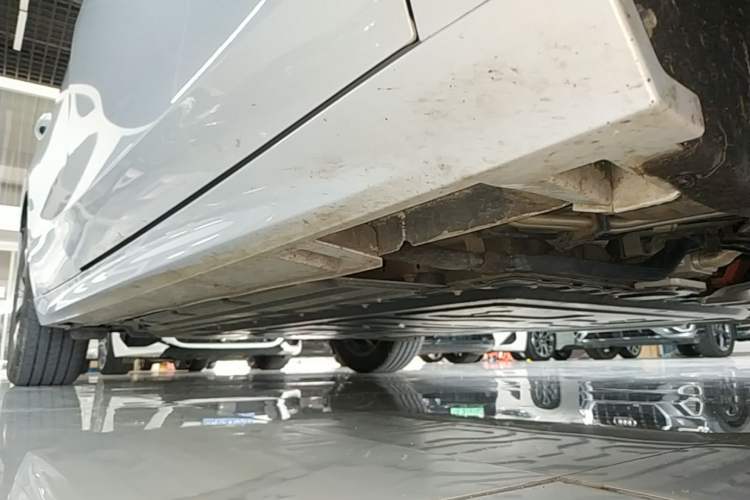 Used Geely Galaxy A7 2025 Model EM-i 150km Exploration+ Edition Right Side Sill