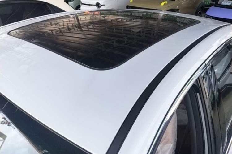 Used Geely Galaxy A7 2025 Model EM-i 150km Long-Distance Edition Roof