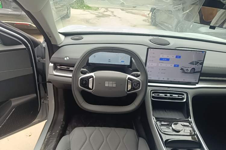 Used Geely Galaxy A7 2025 Model EM-i 150km Prestige Edition Steering Wheel