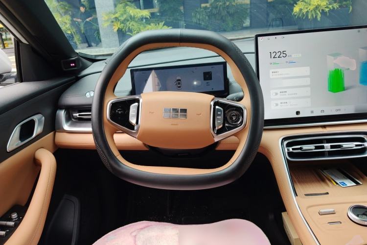 Used Geely Galaxy A7 2025 Model EM-i 70km Launch Edition Steering Wheel