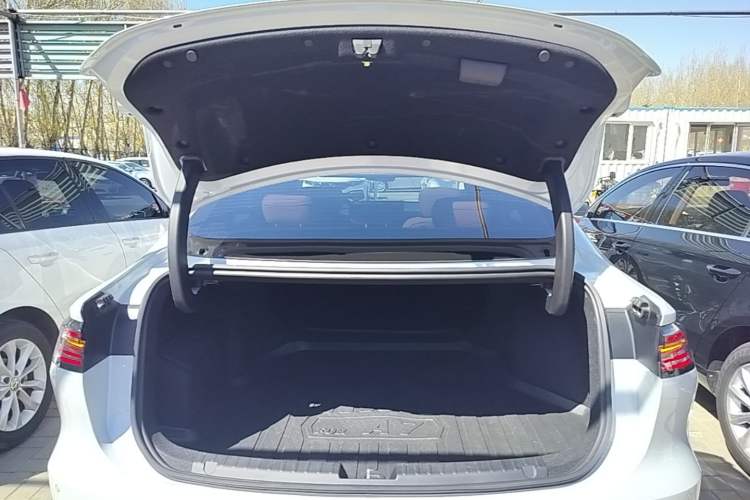 Used Geely Galaxy A7 2025 Model EM-i 150km Exploration+ Edition Trunk