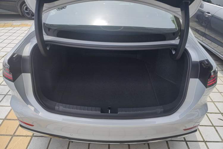 Used Geely Galaxy A7 2025 Model EM-i 150km Exploration+ Edition Trunk