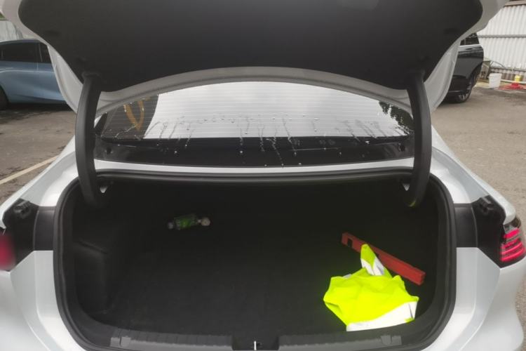 Used Geely Galaxy A7 2025 Model EM-i 150km Starship Edition Trunk