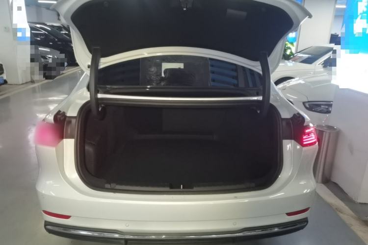 Used Geely Galaxy A7 2025 Model EM-i 150km Starship Edition Trunk