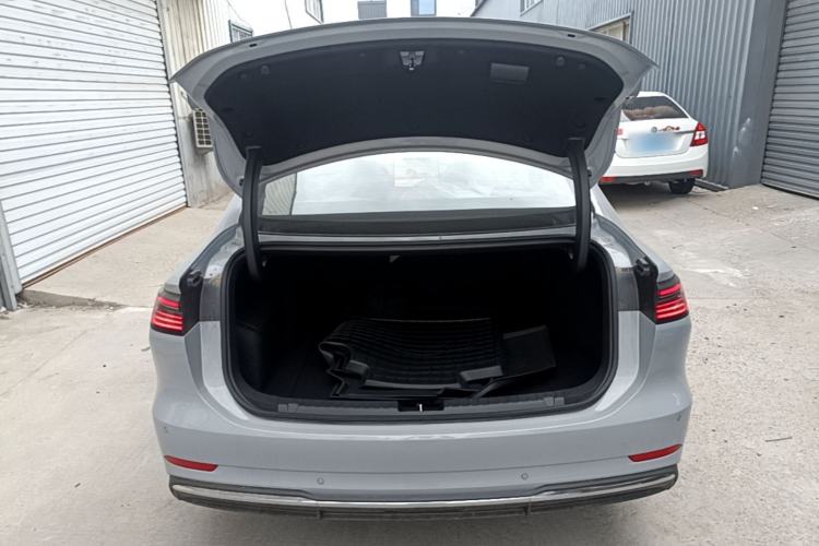Used Geely Galaxy A7 2025 Model EM-i 70km Launch Edition Trunk