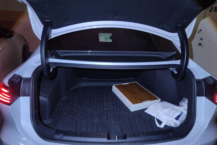 Used Geely Galaxy A7 2025 Model EM-i 70km Launch Edition Trunk