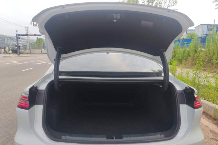Used Geely Galaxy A7 2025 Model EM-i 70km Exploration Edition Trunk