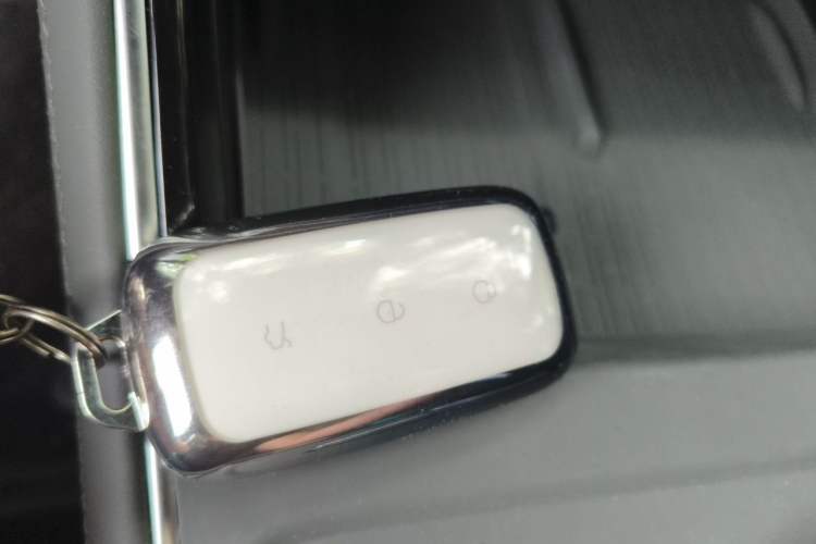 Used Geely Galaxy A7 2025 Model EM-i 150km Exploration+ Edition Vehicle Key