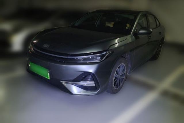 Używany Geely Galaxy A7 2025 Model EM-i 70km Luxury Edition