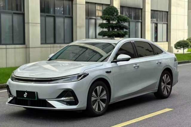 Used Geely Galaxy A7 2025 Model EM-i 150km Exploration+ Edition
