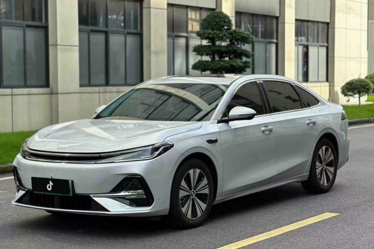 Used Geely Galaxy A7 2025 Model EM-i 150km Exploration+ Edition Guazi used car, China used car export, Used car for sale, Used Geely Galaxy cars, Cheapest cars for sale