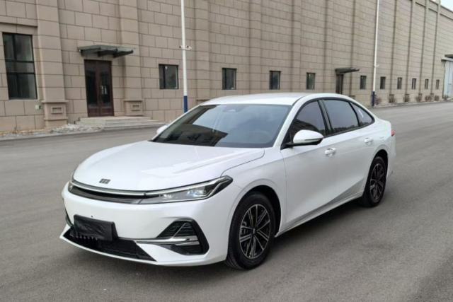 Used Geely Galaxy A7 2025 Model EM-i 70km Luxury Edition