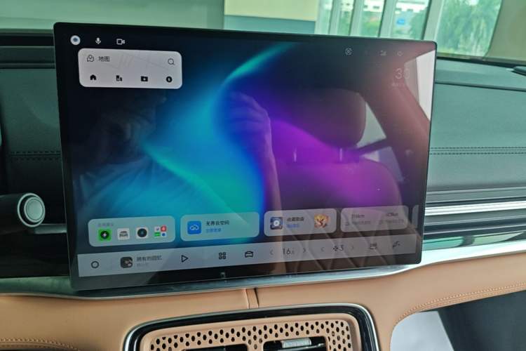 Used Geely Galaxy A7 2025 Model EM-i 150km Starship Edition Audio And AC Panel