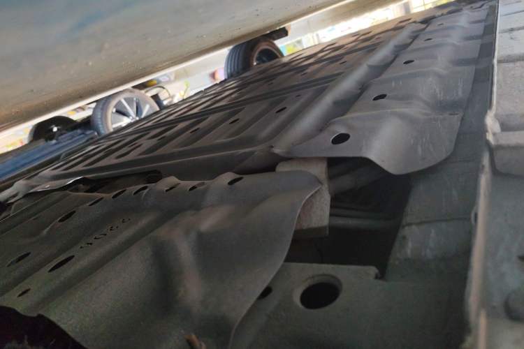 Used Geely Galaxy A7 2025 Model EM-i 150km Starship Edition Chassis Front Right