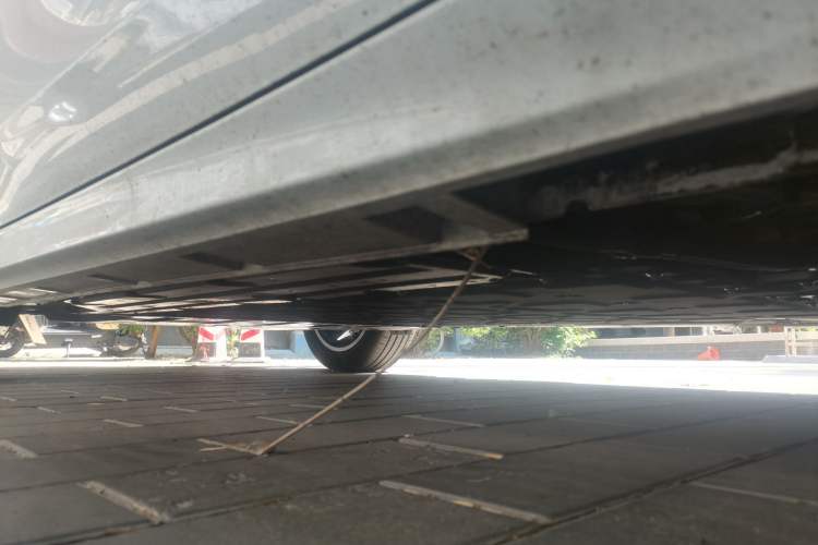 Used Geely Galaxy A7 2025 Model EM-i 150km Prestige Edition Chassis Front Right