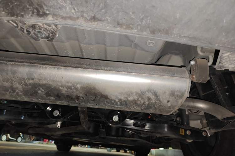 Used Geely Galaxy A7 2025 Model EM-i 150km Long-Distance Edition Chassis Rear