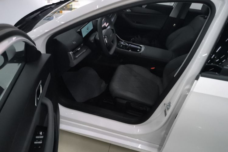 Used Geely Galaxy A7 2025 Model EM-i 70km Luxury Edition Driver Seat